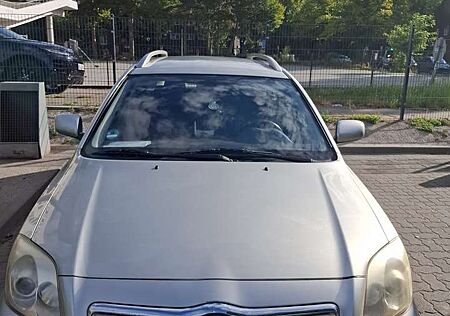 Toyota Avensis 2.0 D-4D Combi