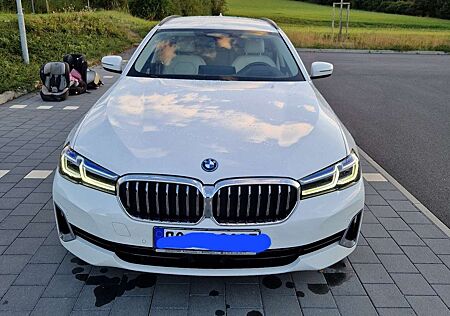 BMW 530e 530 xDrive Aut. Luxury Line