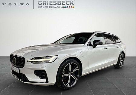 Volvo V60 Kombi T8 AWD*Shz*StHzg*MMY*HUD*LM*DAB+*