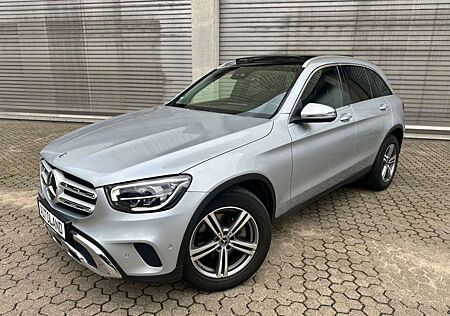 Mercedes-Benz GLC 220 d 4Matic 9G-Tro*Navi*Pano*AHK*LED*R.Cam