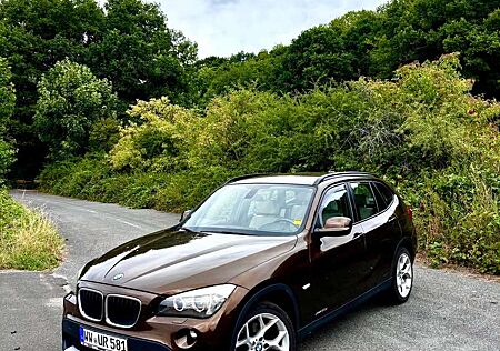 BMW X1 xDrive20d Aut. dringend zu verkaufen!! Neue TÜV!!