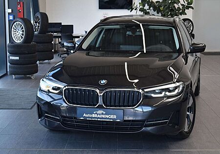 BMW 520 d Touring xDrive Aut. LED~RFK~HUD~DAB~LiveC.