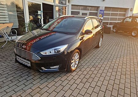 Ford Focus Turnier 1.5 EcoBoost - S.-Stopp+PDC+Kurve+Navi+SH-