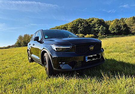 Volvo XC 40 XC40 XC40 B3 Plus Black Edition, AHK + WR