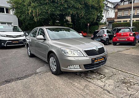 Skoda Octavia Ambiente/Limo/PDC/Xenon/1.Hand