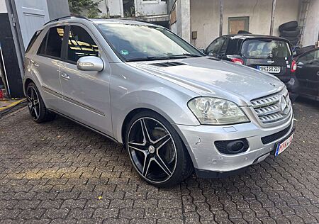 Mercedes-Benz ML 320 M-Klasse Diesel CDI 4Matic 7G-TRONIC