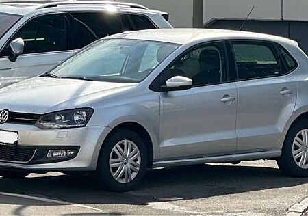 VW Polo Volkswagen 1.4 Highline 8 x Bereift, Top gepflegt !