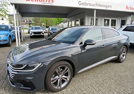 VW Arteon Volkswagen R-Line Ehem. NP: 52000€