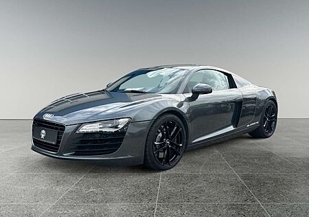 Audi R8 Coupe 4.2 FSI quattro/Kamera/TüV&Service Neu
