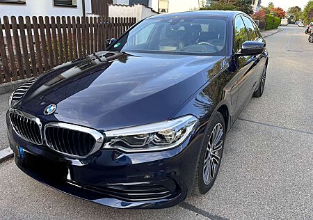 BMW 530 gebraucht kaufen BMW 530e 530 LED|M-Lenk|HEAD-UP|Leder|Sportsitze|Apple