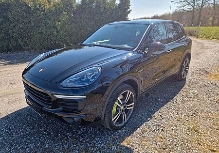 Porsche Cayenne S E-Hybrid Panoramadach