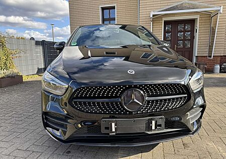 Mercedes-Benz B 180 7G-DCT AMG Line