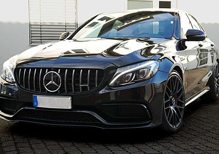 Mercedes-Benz C 63 AMG C63S 510ps VOLLAUSSTATTUNG