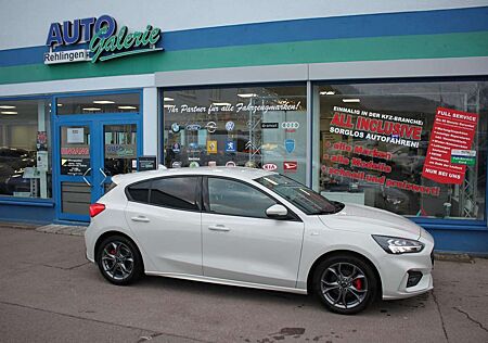 Ford Focus 1.0 EcoBoost ST-Line X