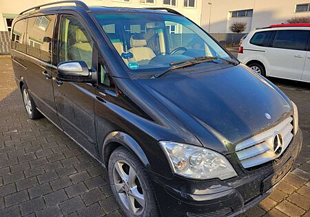 Mercedes-Benz Viano 2.2 CDI lang 8-S/NAV/2xTÜREN/XENON