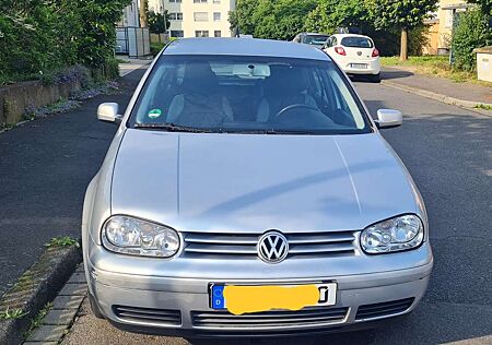 VW Golf Volkswagen 1.6 Automatik Pacific