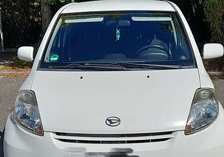Daihatsu Sirion 1.0