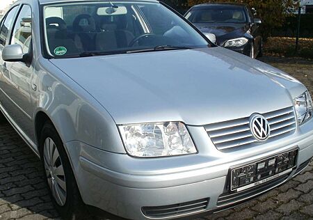 VW Bora Volkswagen 1.6 Automatik Comfortline, nur 39tkm