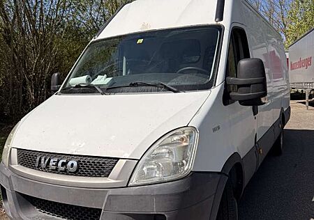 IVECO Daily 35C13V Hoch und Lang. TÜV neu