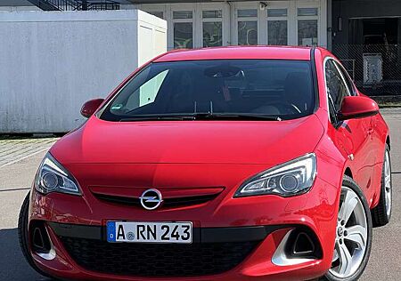 Opel Astra OPc