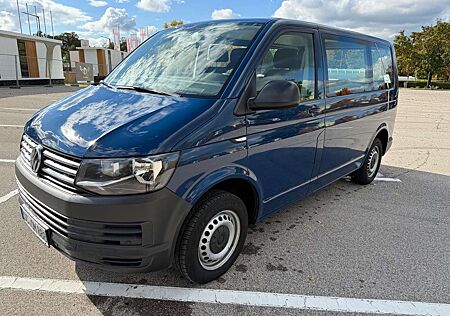 VW T6 Transporter Volkswagen Transporter T6 TDI Automatik