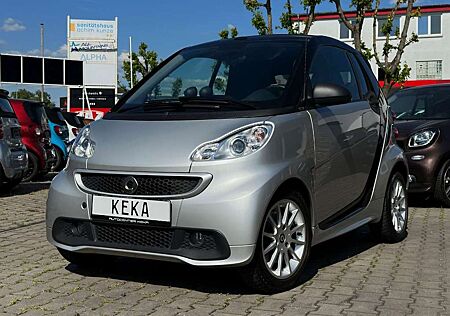 Smart ForTwo Cabrio TURBO Aut. SILVER BLACK EDITION! NAVI!