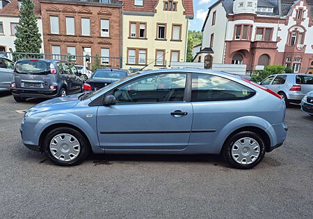 Ford Focus Trend " 1 Hand, Zahnriemen neu, TÜV/AU neu "