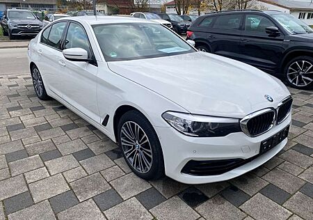 BMW 530 e iPerformance Sport Line Navi ParkAssist