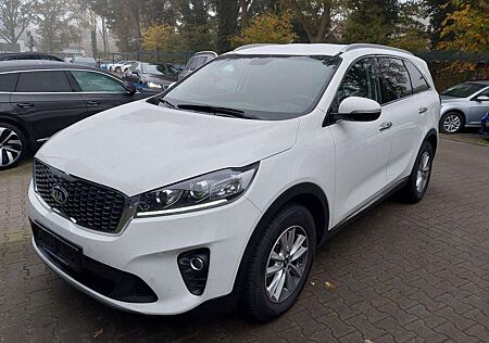 Kia Sorento 2.2 CRDi Vision 2WD Automatik PDC Tempomat Komf...