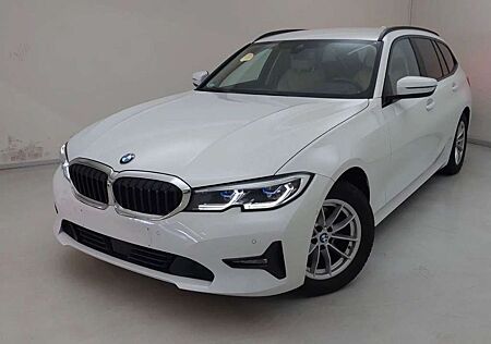 BMW 320 i Touring /LASER /MEMORY /LEDER /KAMERA/1.HA