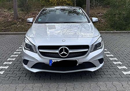 Mercedes-Benz CLA 200 (117.343)