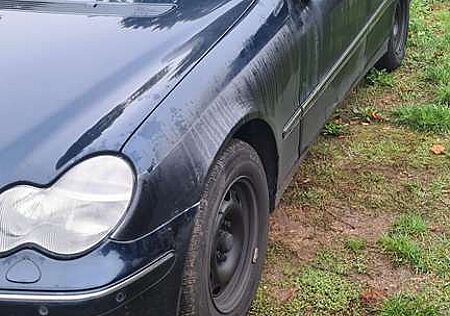 Mercedes-Benz C 200 T Elegance