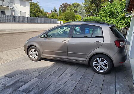 VW Golf Plus Volkswagen 1.6 TDI DPF MATCH