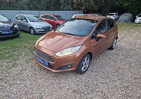 Ford Fiesta 52Tkm LED Navi Sitzhzg Scheckh PDC ESP Alu SONY