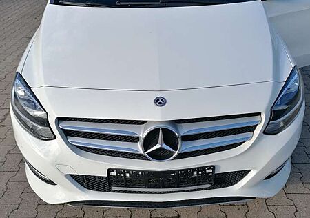 Mercedes-Benz B 180 B-Klasse+Diesel+(CDI)+d+7G-DCT+Style