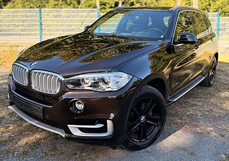BMW X5 xDrive 30d *HUD*PANO*AHK*KAMERA*LEDER