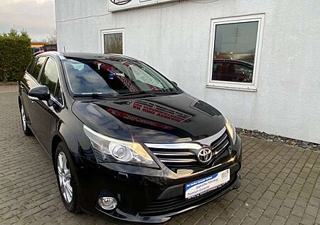 Toyota Avensis Kombi Sol 1.8 Klimaautomatik/6-Gang/LED