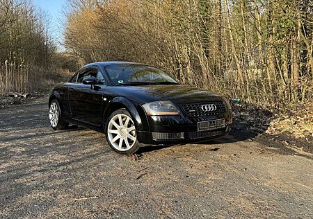 Audi TT Coupe 1.8 T quattro