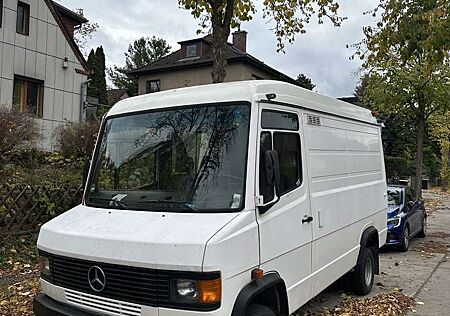 Mercedes-Benz Vario Camper