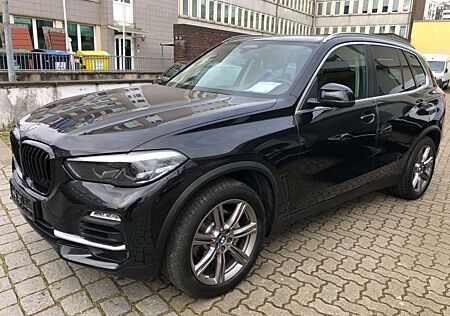 BMW X5 xDrive 3.0 d X-Line Leder*Navi*Panoram*R.Kame