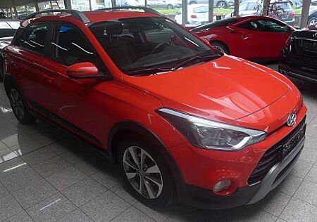 Hyundai i20 Active -NAVI-RÜCKFAHRKAMERA-KLIMAAUTOMATIK
