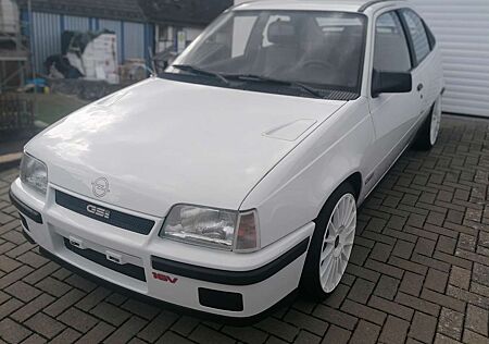 Opel Kadett E 16V GSi C20XE