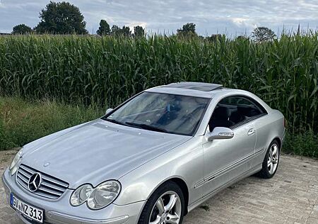 Mercedes-Benz CLK 240 Coupe Elegance