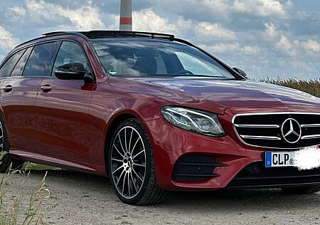 Mercedes-Benz E 300 d T 9G-TRONIC AMG Line