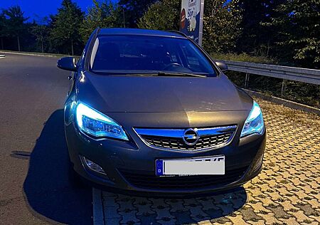 Opel Astra Sports Tourer 1.4 Turbo Sports Tourer Sport