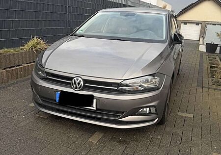 VW Polo Volkswagen 1.0 IQ.DRIVE