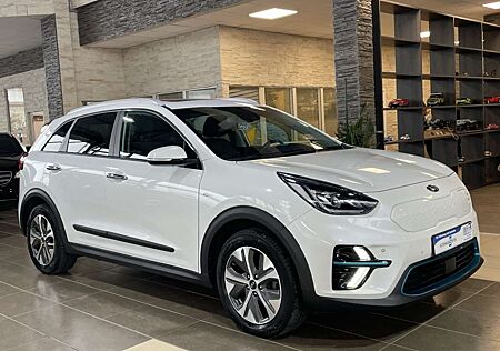 Kia Niro e-*Spirit*Pano*JBL*Nav*R.Cam*ACC*Winter-Paket