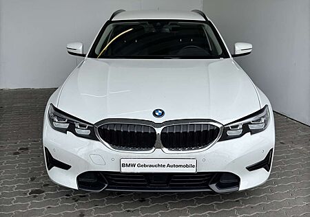 BMW 320 e Tour. Sport Line LiveCock.ACC.PDC.SHZ.WLAN