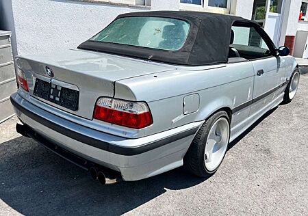 BMW 318 i Cabrio