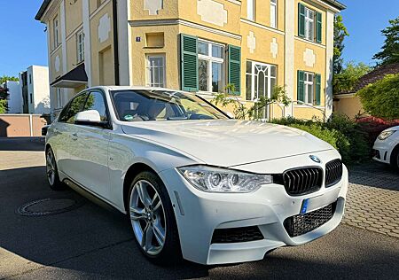 BMW 328i 328 Sport-Aut. Sport Line